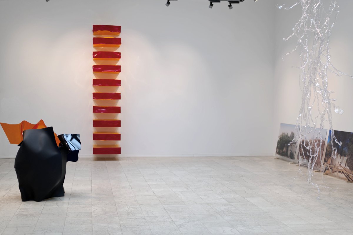 Калина Димитрова / Красимир Терзиев:  Време усукано около място усукано около време